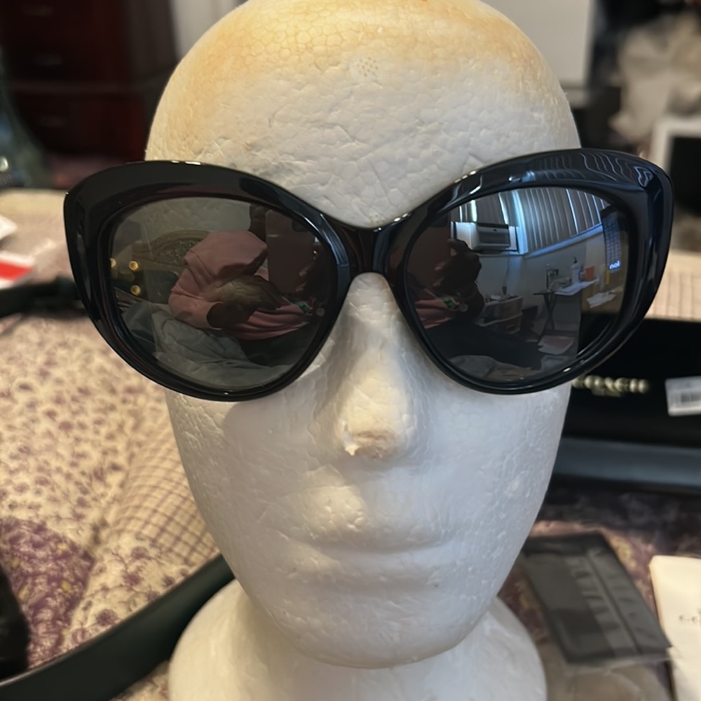 New without tags. Never been worn. - Picture 6 of 7